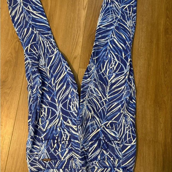 Lilly Pulitzer Blue and White Leaf Print Pants - Picture 2 of 3